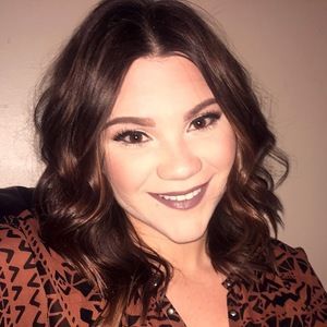 Meet your Posher, Olivia